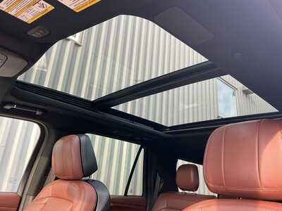 2025 Lincoln Navigator L, $92888. Photo 12