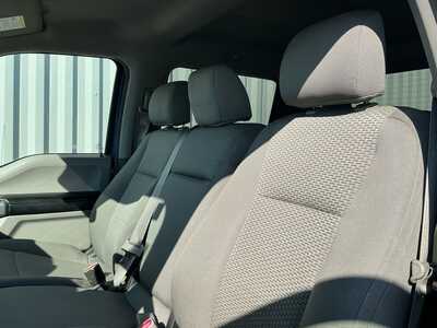 2015 Ford F150 Crew Cab, $11599. Photo 12