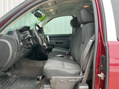 2013 Chevrolet 1500 Ext Cab, $14950. Photo 10