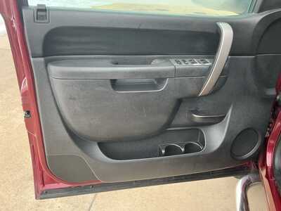 2013 Chevrolet 1500 Ext Cab, $14950. Photo 7