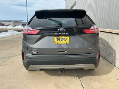 2021 Ford Edge, $19998. Photo 5