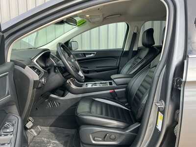 2021 Ford Edge, $19998. Photo 9