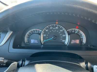 2013 Toyota Camry, $13999. Photo 12