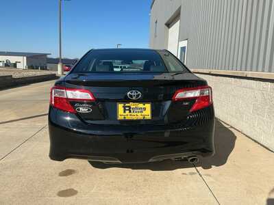 2013 Toyota Camry, $13999. Photo 5
