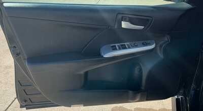 2013 Toyota Camry, $13999. Photo 7