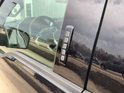 2019 Ford F150 Crew Cab, $32950. Photo 7