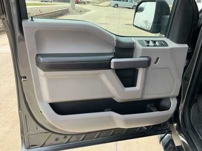 2020 Ford F150 Crew Cab, $32999. Photo 7