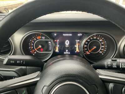 2023 Jeep Wrangler Unlimited, $37999. Photo 11