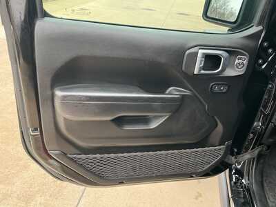 2023 Jeep Wrangler Unlimited, $37999. Photo 7