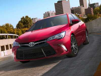 2017 Toyota Camry, $0. Photo 1