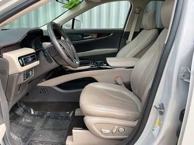 2022 Lincoln Nautilus, $32929. Photo 9