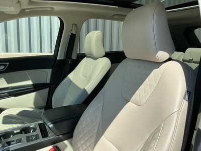 2024 Ford Edge, $30860. Photo 9