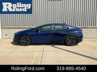 2024 Toyota Prius, $24967. Photo 2