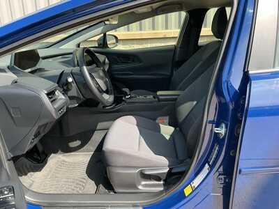 2024 Toyota Prius, $24967. Photo 8