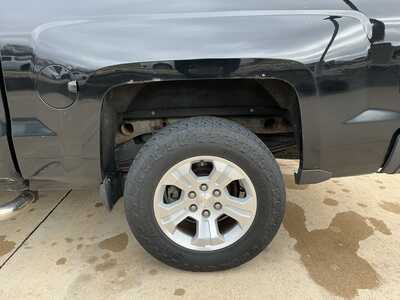 2015 Chevrolet 1500 Crew Cab, $15662. Photo 6