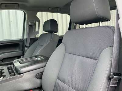 2015 Chevrolet 1500 Crew Cab, $15662. Photo 9