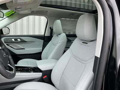 2026 Ford Explorer, $54308. Photo 10