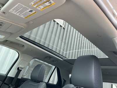 2026 Ford Explorer, $49103. Photo 10