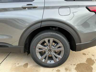 2026 Ford Explorer, $49103. Photo 6