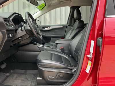 2023 Ford Escape, $29890. Photo 9