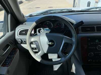 2013 Chevrolet 1500 Crew Cab, $6995. Photo 10