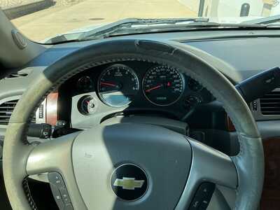 2013 Chevrolet 1500 Crew Cab, $6995. Photo 11