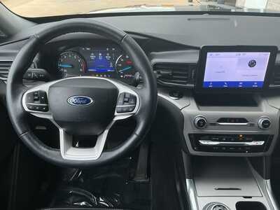 2022 Ford Explorer, $29989. Photo 10