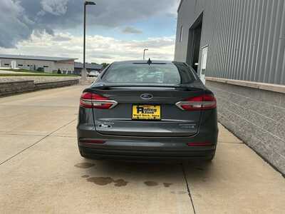 2019 Ford Fusion, $10776. Photo 5