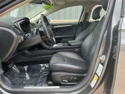 2019 Ford Fusion, $10776. Photo 9