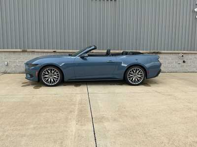 2026 Ford Mustang, $46040. Photo 5