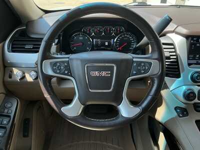 2018 GMC Yukon XL, $29706. Photo 12
