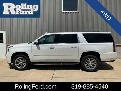 2018 GMC Yukon XL, $29706. Photo 2