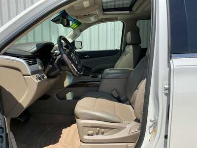2018 GMC Yukon XL, $29706. Photo 8