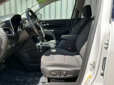 2019 Chevrolet Equinox, $14898. Photo 6