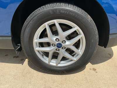 2021 Ford Edge, $23967. Photo 6