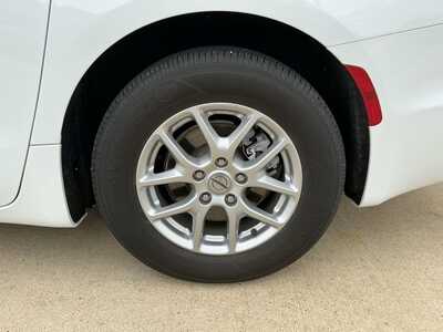 2024 Chrysler Pacifica, $31672. Photo 6