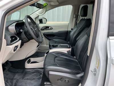 2024 Chrysler Pacifica, $31672. Photo 8