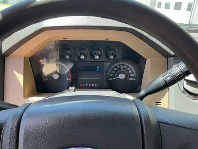 2011 Ford F250 Reg Cab, $27574. Photo 12