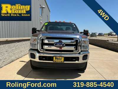 2011 Ford F250 Reg Cab, $27574. Photo 4