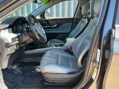 2020 Lincoln Corsair, $23955. Photo 8