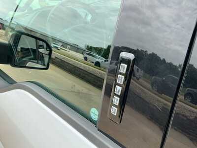 2020 Ford F150 Crew Cab, $19508. Photo 7
