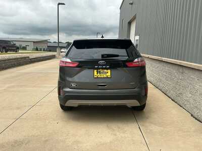 2024 Ford Edge, $28390. Photo 5