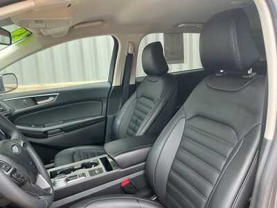 2024 Ford Edge, $28390. Photo 9