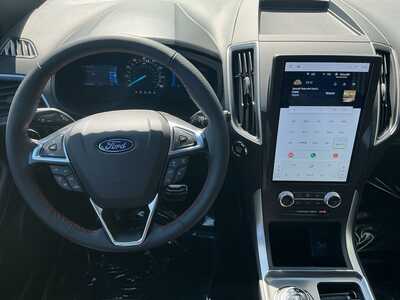 2024 Ford Edge, $33944. Photo 11