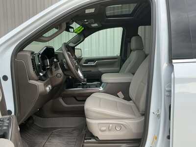 2026 GMC 1500 Crew Cab, $55955. Photo 8