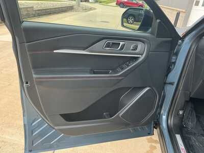 2026 Ford Explorer, $49004. Photo 8