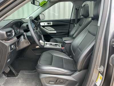 2024 Ford Explorer, $35363. Photo 9