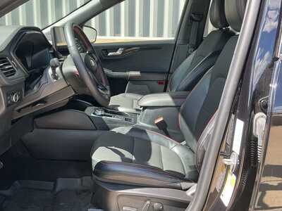 2023 Ford Escape, $24879. Photo 8
