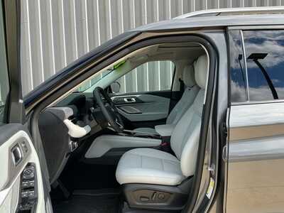 2026 Ford Explorer, $54024. Photo 9