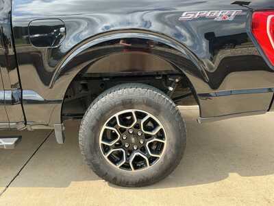 2022 Ford F-150, $38957. Photo 6